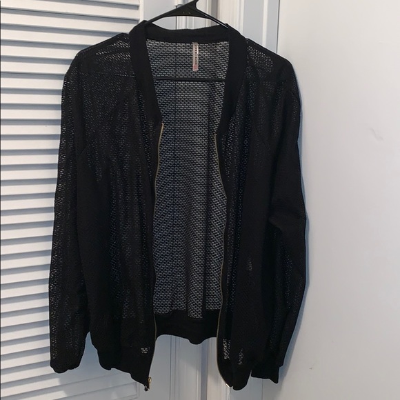 Jackets & Blazers - Black soft mesh jacket with gold zipper❤️